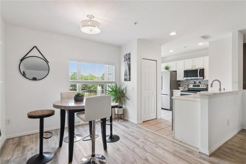 Touwnhouse à vendre à Winter Springs, Floride: 2 chambres, 104.89 m2 № 2234722 - photo 8