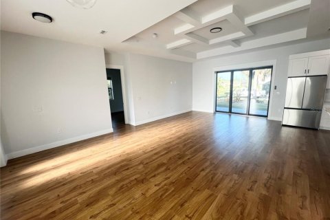 Villa ou maison à vendre à Port Charlotte, Floride: 3 chambres, 156.82 m2 № 2339070 - photo 7