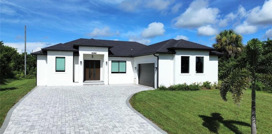 Villa ou maison à Port Charlotte, Floride 3 chambres, 156.82 m2 № 2339070