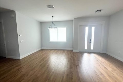 Villa ou maison à vendre à Port Charlotte, Floride: 3 chambres, 156.82 m2 № 2339070 - photo 8