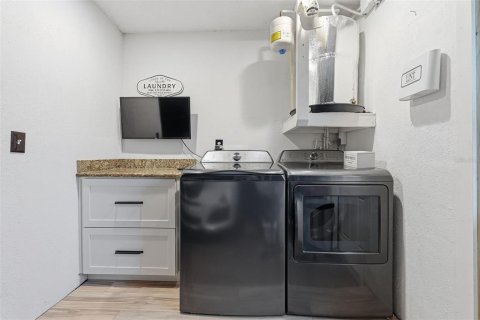 Купить виллу или дом в Данедин, Флорида 3 комнаты, 110.46м2, № 2092292 - фото 23