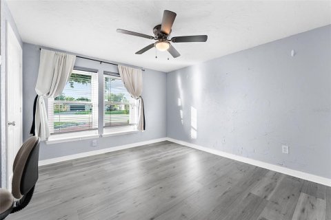 House in Bradenton, Florida 4 bedrooms, 234.95 sq.m. № 2379641 - photo 22