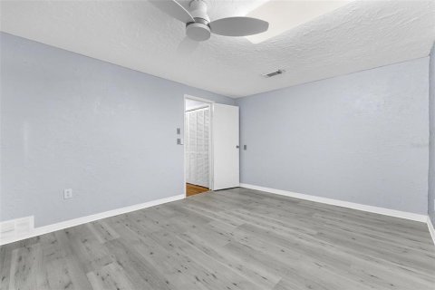 House in Bradenton, Florida 4 bedrooms, 234.95 sq.m. № 2379641 - photo 21