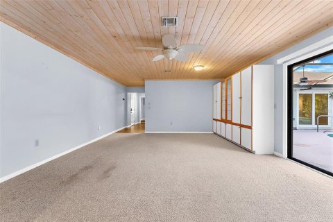 House in Bradenton, Florida 4 bedrooms, 234.95 sq.m. № 2379641 - photo 27