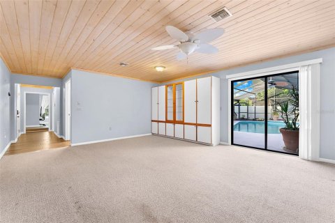 House in Bradenton, Florida 4 bedrooms, 234.95 sq.m. № 2379641 - photo 26