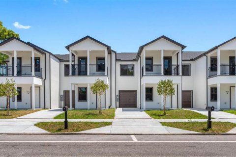 Touwnhouse à Tampa, Floride 3 chambres, 170.29 m2 № 2218869