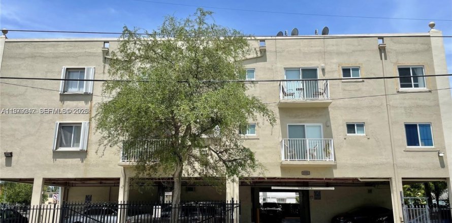 Condo à Miami, Floride, 2 chambres  № 2046260