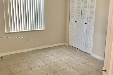 Copropriété à louer à Miami, Floride: 2 chambres, 69.49 m2 № 2046260 - photo 10