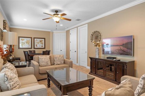 House in Four Corners, Florida 5 bedrooms, 308.99 sq.m. № 1767271 - photo 18