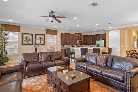 House in Four Corners, Florida 5 bedrooms, 308.99 sq.m. № 1767271 - photo 8
