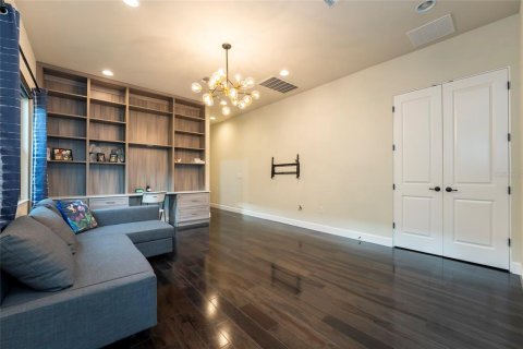 House in Orlando, Florida 3 bedrooms, 297.19 sq.m. № 1137116 - photo 30