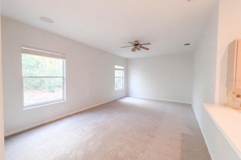 Villa ou maison à vendre à Palm Coast, Floride: 4 chambres, 238.02 m2 № 2354874 - photo 7