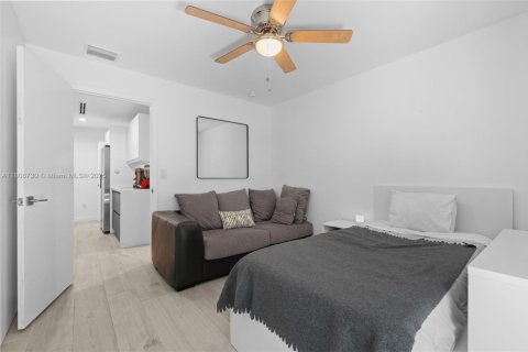 Casa en venta en South Miami, Florida, 5 dormitorios, 232.44 m2 № 1756525 - foto 24