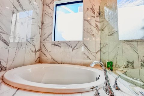 Villa ou maison à vendre à Westlake, Floride: 3 chambres, 236.25 m2 № 2002730 - photo 22