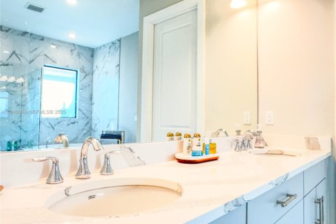 Villa ou maison à vendre à Westlake, Floride: 3 chambres, 236.25 m2 № 2002730 - photo 19