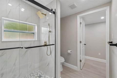 House in Tampa, Florida 3 bedrooms, 142.6 sq.m. № 2101038 - photo 23