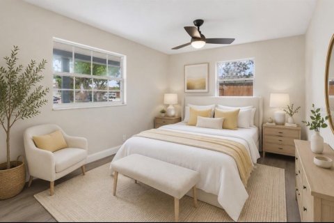 House in Tampa, Florida 3 bedrooms, 142.6 sq.m. № 2101038 - photo 14