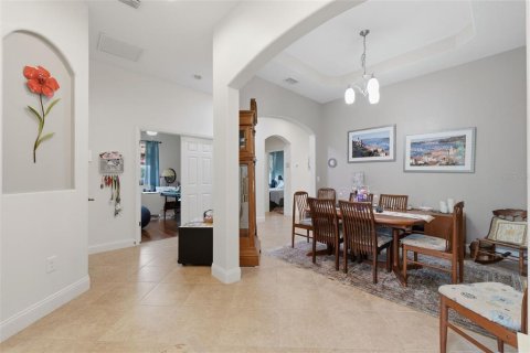 Casa en venta en Land O' Lakes, Florida, 2 dormitorios, 164.34 m2 № 2110298 - foto 3