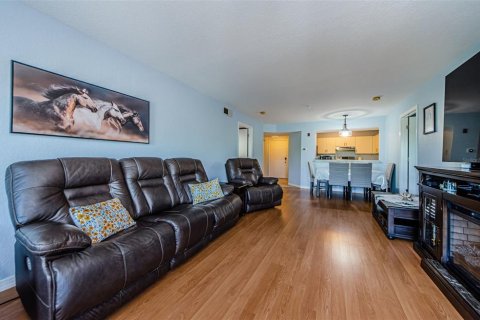 Copropriété à vendre à Clearwater, Floride: 2 chambres, 112.41 m2 № 1313837 - photo 9
