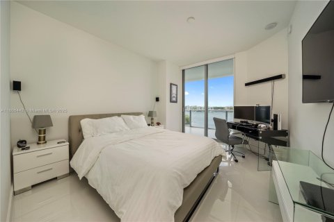 Condominio en venta en North Miami Beach, Florida, 3 dormitorios, 216.65 m2 № 1739191 - foto 15