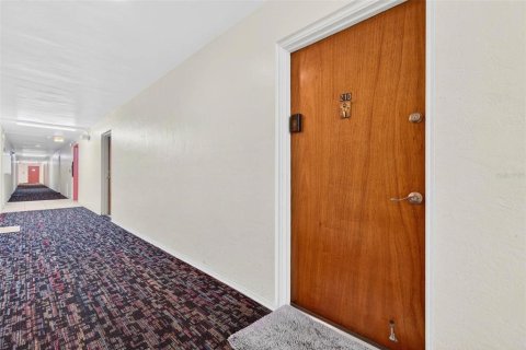 Copropriété à vendre à Seminole, Floride: 1 chambre, 44.59 m2 № 2093922 - photo 12
