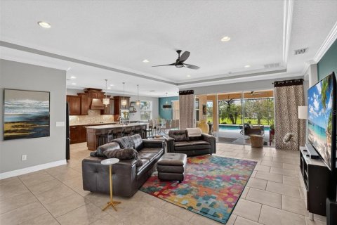 Villa ou maison à vendre à Bradenton, Floride: 3 chambres, 239.87 m2 № 2266436 - photo 8