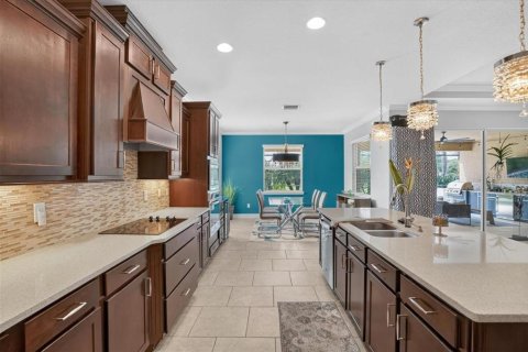 Villa ou maison à vendre à Bradenton, Floride: 3 chambres, 239.87 m2 № 2266436 - photo 16
