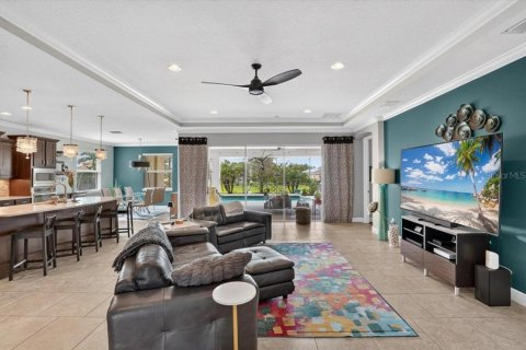 Villa ou maison à vendre à Bradenton, Floride: 3 chambres, 239.87 m2 № 2266436 - photo 10