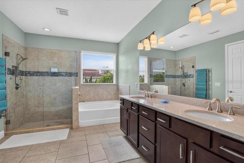 Villa ou maison à vendre à Bradenton, Floride: 3 chambres, 239.87 m2 № 2266436 - photo 21