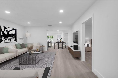 Casa en venta en Miami Gardens, Florida, 5 dormitorios, 207.82 m2 № 2000098 - foto 16