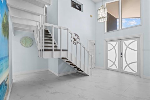 Casa en venta en Belleair Beach, Florida, 4 dormitorios, 277.31 m2 № 1878112 - foto 15