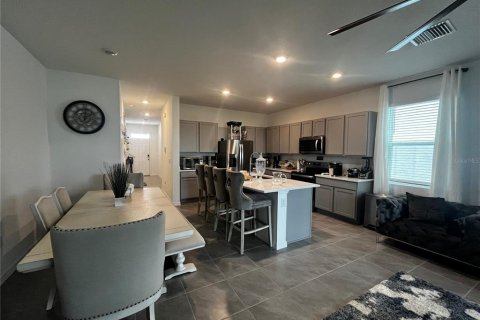 Touwnhouse à vendre à Apollo Beach, Floride: 3 chambres, 163.32 m2 № 1877486 - photo 3
