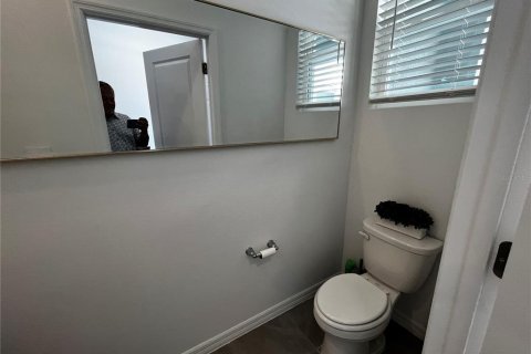 Touwnhouse à vendre à Apollo Beach, Floride: 3 chambres, 163.32 m2 № 1877486 - photo 15
