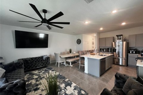 Touwnhouse à vendre à Apollo Beach, Floride: 3 chambres, 163.32 m2 № 1877486 - photo 5