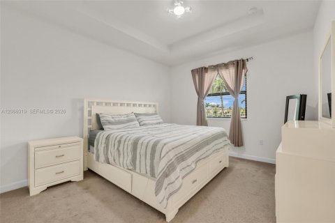 Touwnhouse à vendre à Miami, Floride: 3 chambres, 133.87 m2 № 2282365 - photo 26