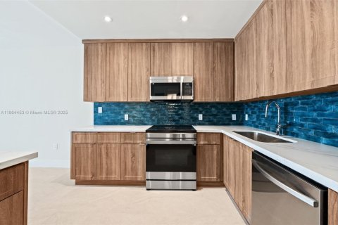 Condominio en venta en Bay Harbor Islands, Florida, 2 dormitorios, 140.28 m2 № 1979516 - foto 12