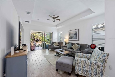 House in Bradenton, Florida 2 bedrooms, 151.15 sq.m. № 2096764 - photo 7