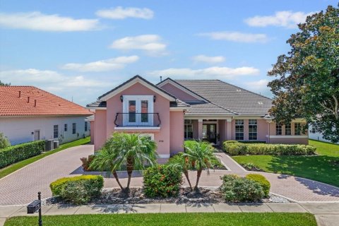 House in Orlando, Florida 5 bedrooms, 359.07 sq.m. № 1844593 - photo 8