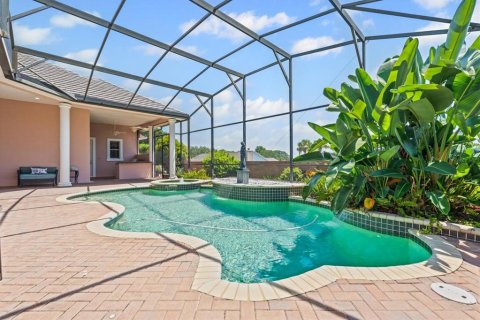 House in Orlando, Florida 5 bedrooms, 359.07 sq.m. № 1844593 - photo 21