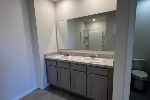 Casa en alquiler en Tavares, Florida, 5 dormitorios, 234.86 m2 № 1717413 - foto 29