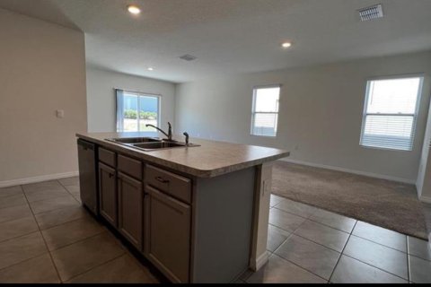 Casa en alquiler en Tavares, Florida, 5 dormitorios, 234.86 m2 № 1717413 - foto 14