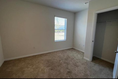 Casa en alquiler en Tavares, Florida, 5 dormitorios, 234.86 m2 № 1717413 - foto 18