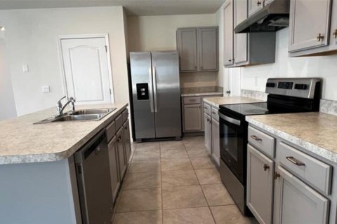 Casa en alquiler en Tavares, Florida, 5 dormitorios, 234.86 m2 № 1717413 - foto 10