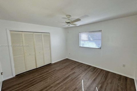 Villa ou maison à louer à Sarasota, Floride: 1 chambre, 74.23 m2 № 2001860 - photo 6