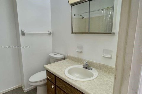 Villa ou maison à louer à Sarasota, Floride: 1 chambre, 74.23 m2 № 2001860 - photo 14