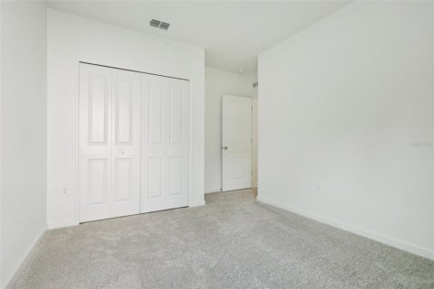 Casa en alquiler en Kissimmee, Florida, 4 dormitorios, 179.86 m2 № 1901653 - foto 23