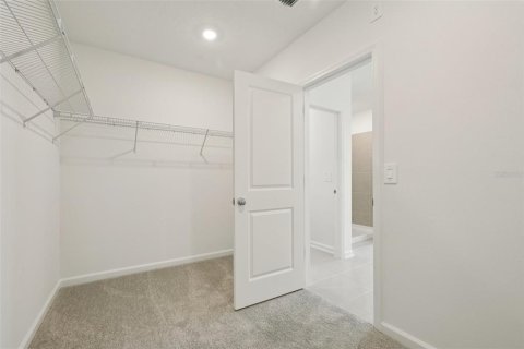 Casa en alquiler en Kissimmee, Florida, 4 dormitorios, 179.86 m2 № 1901653 - foto 20
