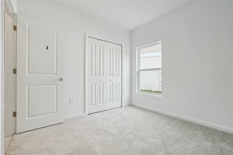 Casa en alquiler en Kissimmee, Florida, 4 dormitorios, 179.86 m2 № 1901653 - foto 25