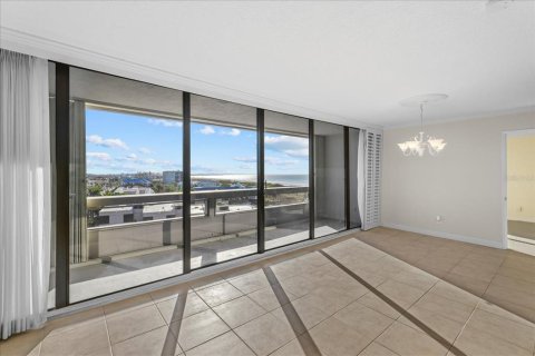 Condo in Sarasota, Florida, 2 bedrooms  № 1902725 - photo 22