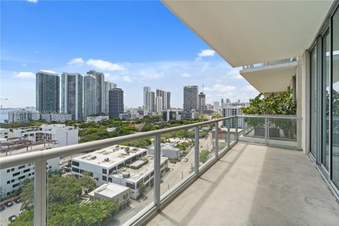 Condo in Miami, Florida, 2 bedrooms  № 1858537 - photo 16